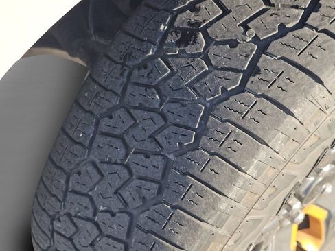 Used 2024 Ford Maverick Tremor w/ Tremor Off-Road Package image 19