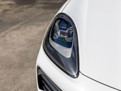 Certified 2021 Porsche Cayenne AWD/4WD image 14