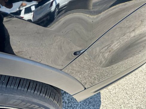 Used 2018 Ford Explorer XLT AWD/4WD image 10