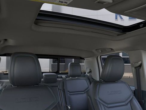 New 2025 Ford Maverick Lobo AWD/4WD image 12