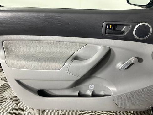 Used 2011 Toyota Tacoma 4x4 Regular Cab image 19