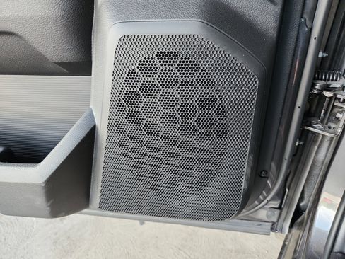 New 2024 RAM 2500 Tradesman w/ Chrome Appearance Group image 27