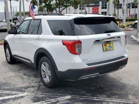 Used 2024 Ford Explorer XLT w/ Equipment Group 202A AWD/4WD image 5