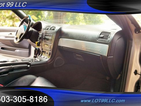 Used 2004 Ford Thunderbird image 13