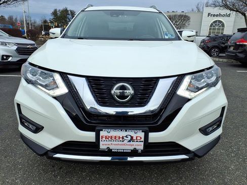 Used 2020 Nissan Rogue SL w/ Premium Package image 2
