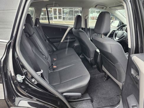 Used 2018 Toyota RAV4 LE w/ All Weather Liner Package image 25