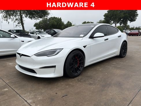 Used 2023 Tesla Model S Plaid image 1