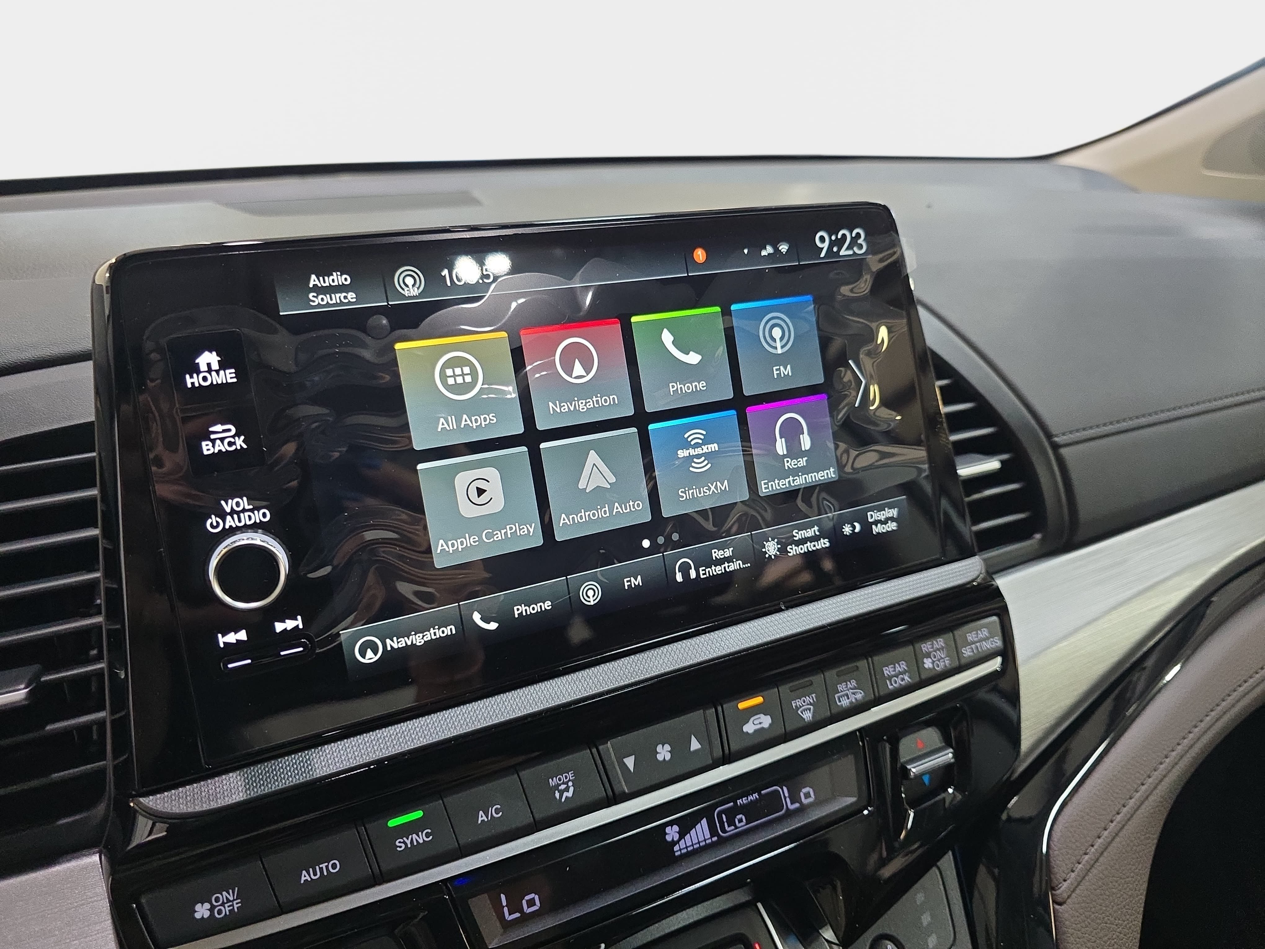 New 2026 Honda Odyssey Touring image 18