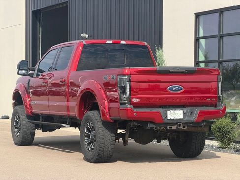 Used 2017 Ford F250 Lariat w/ Lariat Ultimate Package AWD/4WD image 3