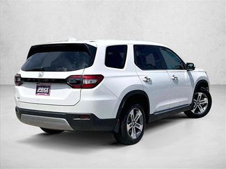 Used 2025 Honda Pilot EX-L video 2