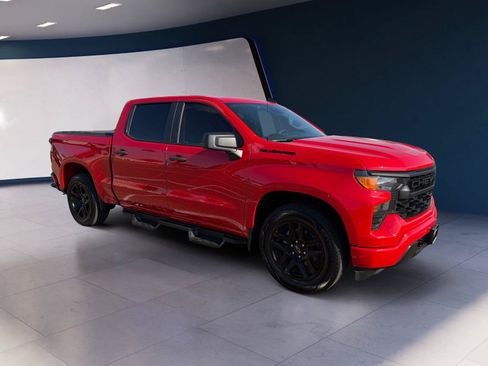 Used 2024 Chevrolet Silverado 1500 Custom w/ LPO, Dark Essentials Package RWD image 7