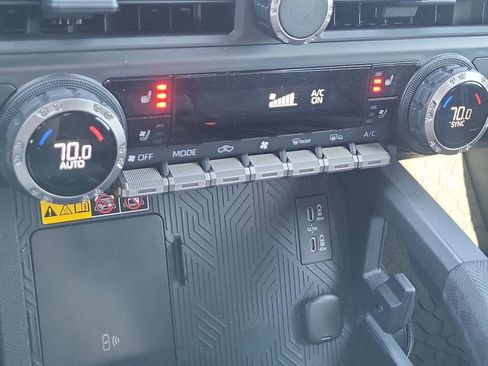 Used 2024 Toyota Tacoma TRD Pro image 42