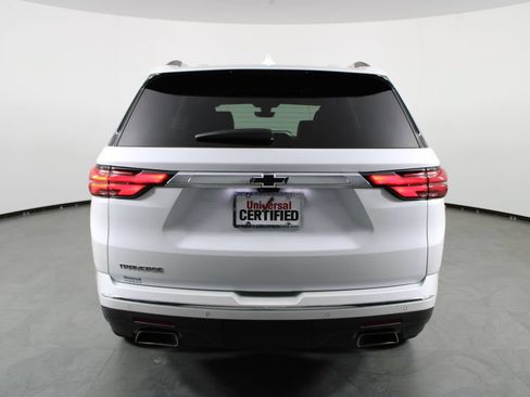 Used 2023 Chevrolet Traverse High Country FWD image 10