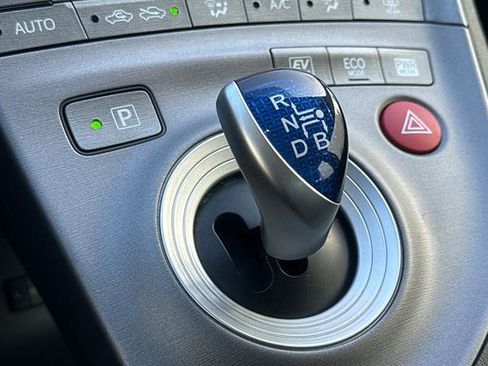 Used 2014 Toyota Prius Four image 22