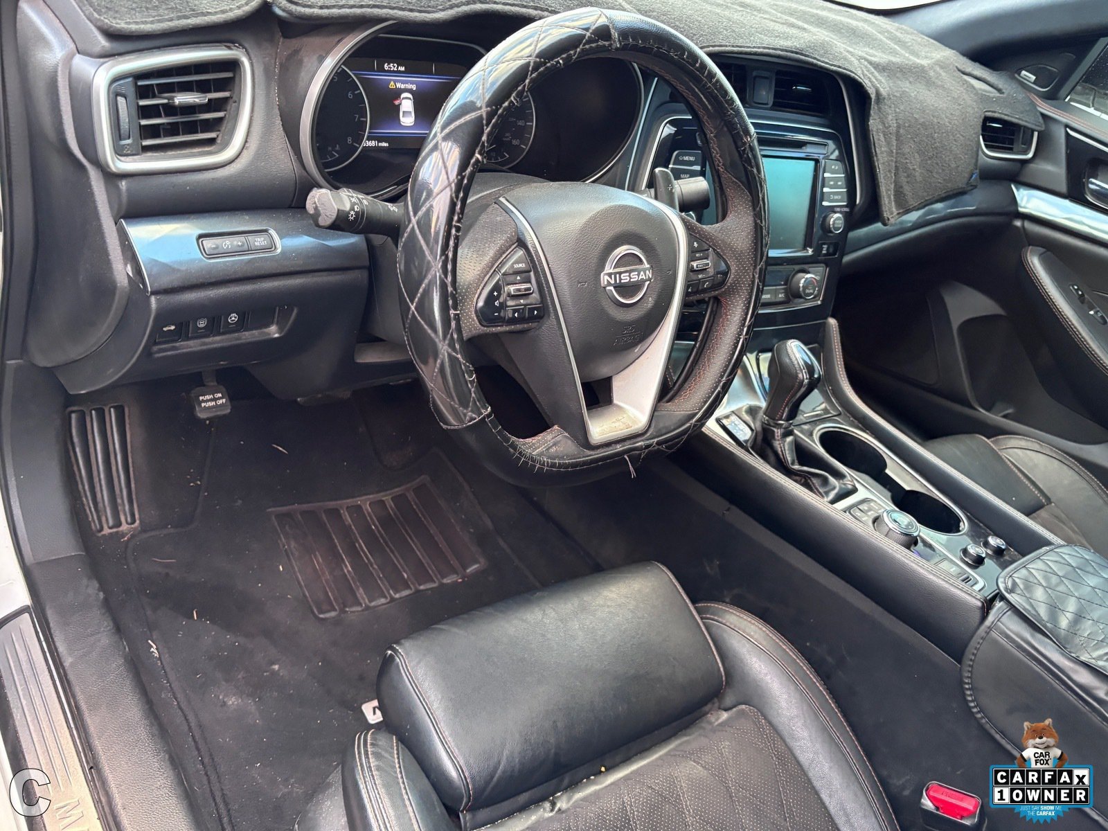 Used 2023 Nissan Maxima SR w/ Sport Mat Group FWD image 8