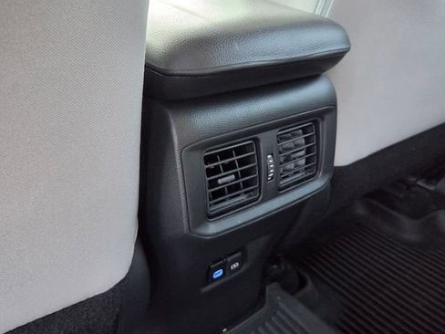 Used 2022 Toyota RAV4 XLE w/ Convenience Package AWD/4WD image 14