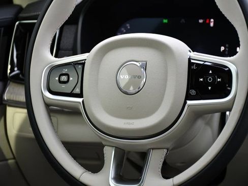 New 2026 Volvo XC90 B6 Ultra w/ Protection Package AWD/4WD image 21