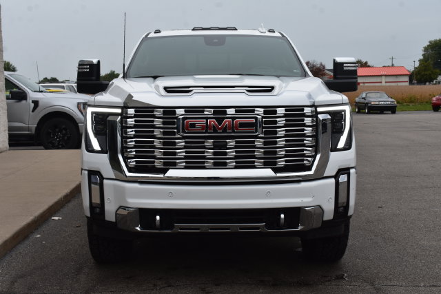 Used 2025 GMC Sierra 2500 Denali w/ Denali Reserve Package AWD/4WD image 14