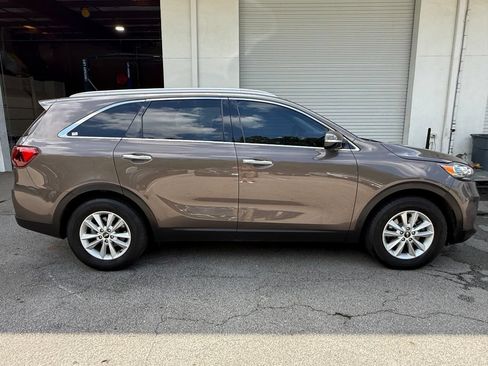 Used 2020 Kia Sorento LX w/ LX I4 Convenience Package FWD image 8