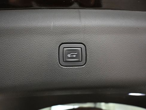 Used 2018 Buick Enclave Premium w/ Experience Buick Package AWD/4WD image 47