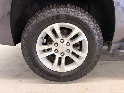 Used 2017 Chevrolet Tahoe LS w/ Max Trailering Package AWD/4WD image 7