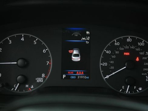 Used 2024 Toyota Corolla LE image 29