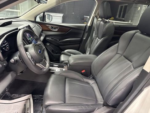 Used 2025 Subaru Ascent Touring AWD/4WD image 24