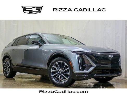 New 2025 Cadillac Lyriq Sport image 1