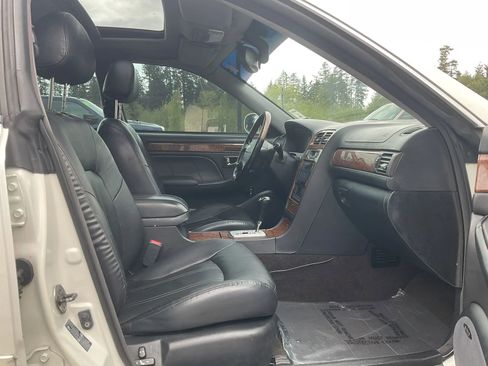 Used 2005 Hyundai XG350 L FWD image 14