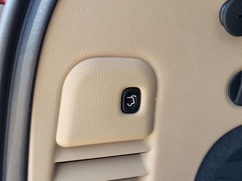 Used 2015 Jeep Grand Cherokee Limited w/ Trailer Tow Group IV image 9