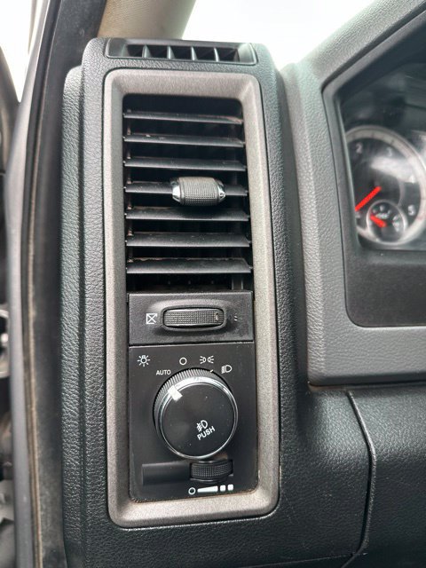 Used 2016 RAM 3500 Tradesman w/ Chrome Appearance Group AWD/4WD image 24