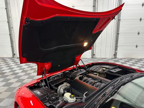 Used 2002 Chevrolet Corvette Coupe w/ Preferred Equipment Group2 RWD image 45