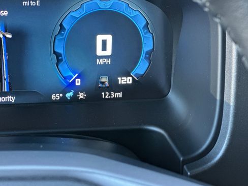 New 2025 Ford Bronco Badlands image 28