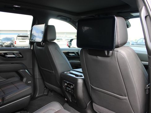 New 2026 Chevrolet Tahoe High Country AWD/4WD image 38