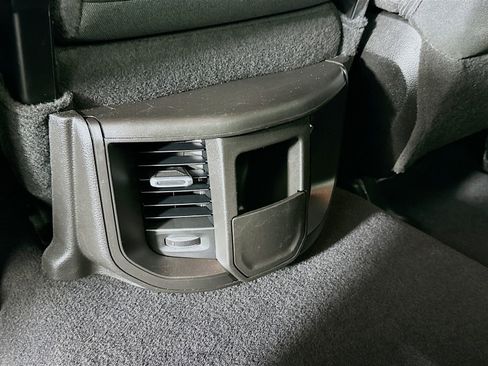 Used 2025 RAM 2500 Big Horn image 24