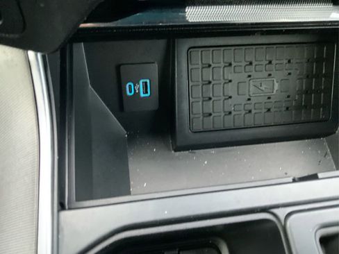 Used 2023 Ford F150 Platinum w/ Equipment Group 701A High image 29