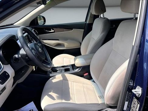 Used 2018 Kia Sorento FWD image 21