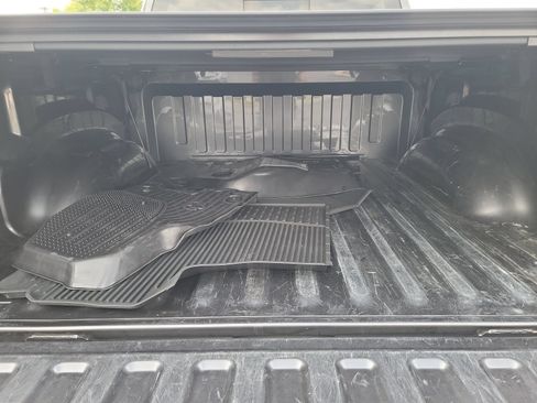 Used 2021 RAM 1500 Laramie w/ Sport Appearance Package AWD/4WD image 25