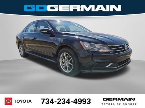 Used 2018 Volkswagen Passat 2.0T SE image 5