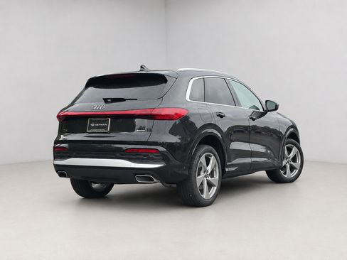 Certified 2025 Audi Q5 Premium w/ Premium Plus AWD/4WD image 6