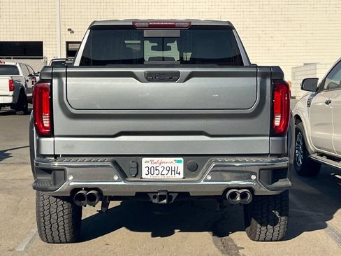 Used 2021 GMC Sierra 1500 SLT w/ SLT Premium Plus Package AWD/4WD image 7