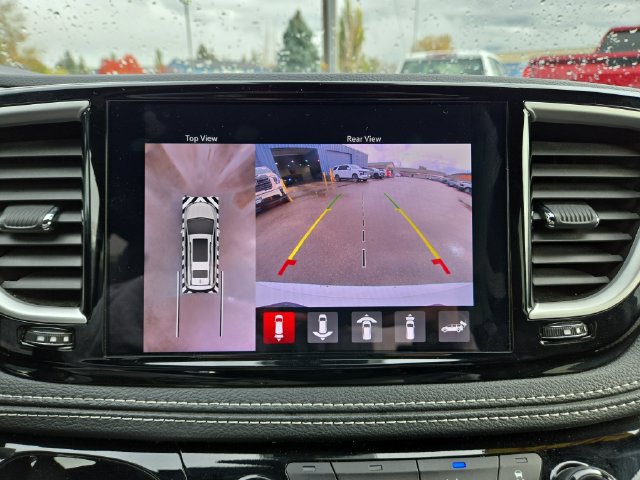 Used 2024 Chrysler Pacifica Limited FWD image 31