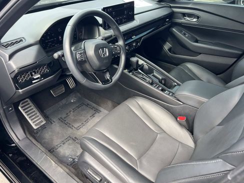 Certified 2025 Honda Accord Sport image 5