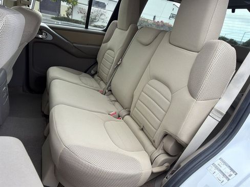 Used 2012 Nissan Pathfinder S RWD image 16