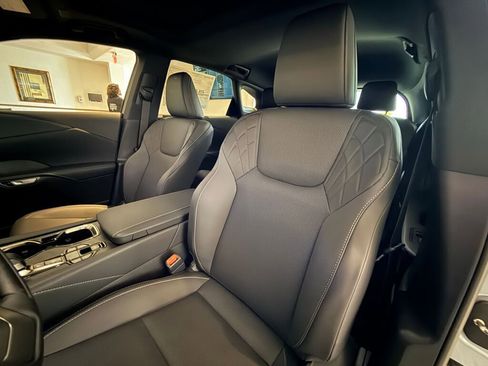 New 2026 Lexus RX 450h AWD image 14
