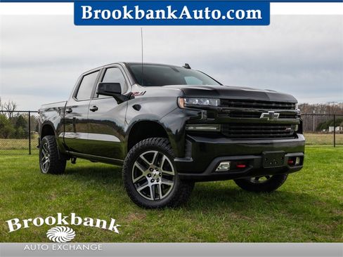 Used 2020 Chevrolet Silverado 1500 LT Trail Boss image 1