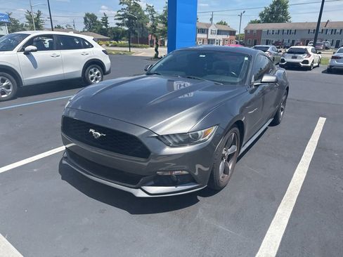 Used 2015 Ford Mustang Coupe w/ Equipment Group 051A RWD image 2