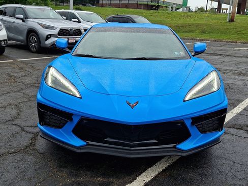 Used 2023 Chevrolet Corvette Stingray Preferred Cpe w/ Z51 Performance Package RWD image 3