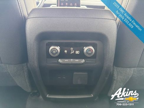 Certified 2025 GMC Acadia Elevation FWD image 18