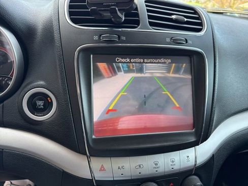 Used 2014 Dodge Journey Limited w/ Flexible Seating Group image 31